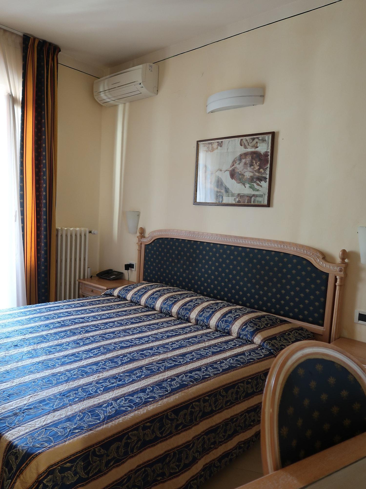 Anna's Hotel Florencia